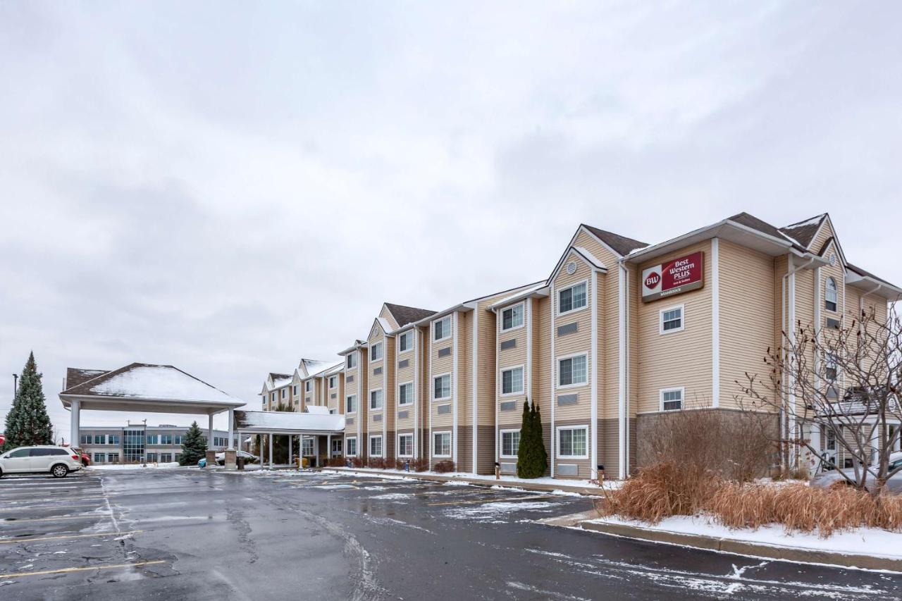 Best Western Plus Woodstock Inn & Suites Exterior photo