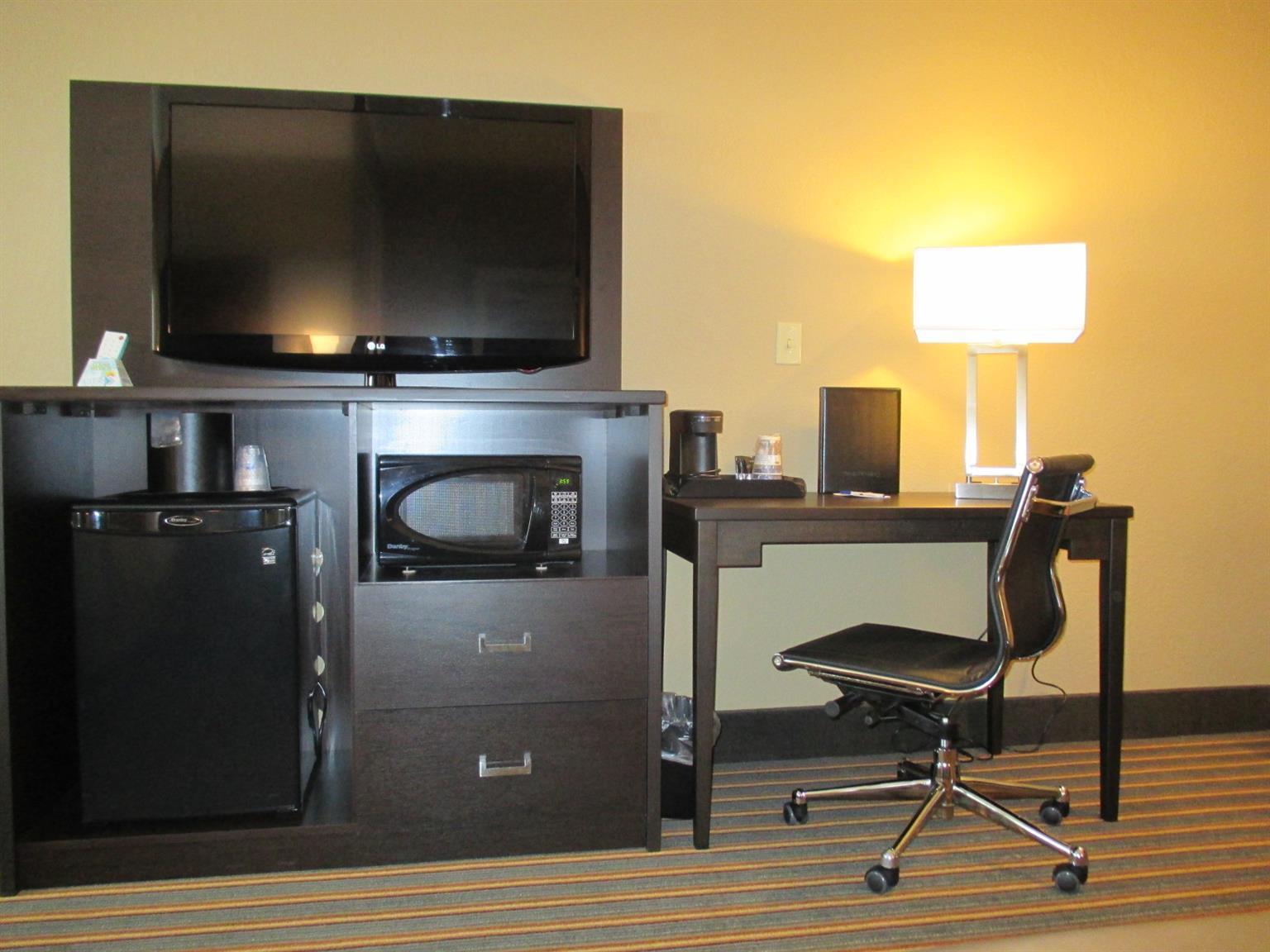 Best Western Plus Woodstock Inn & Suites Exterior photo